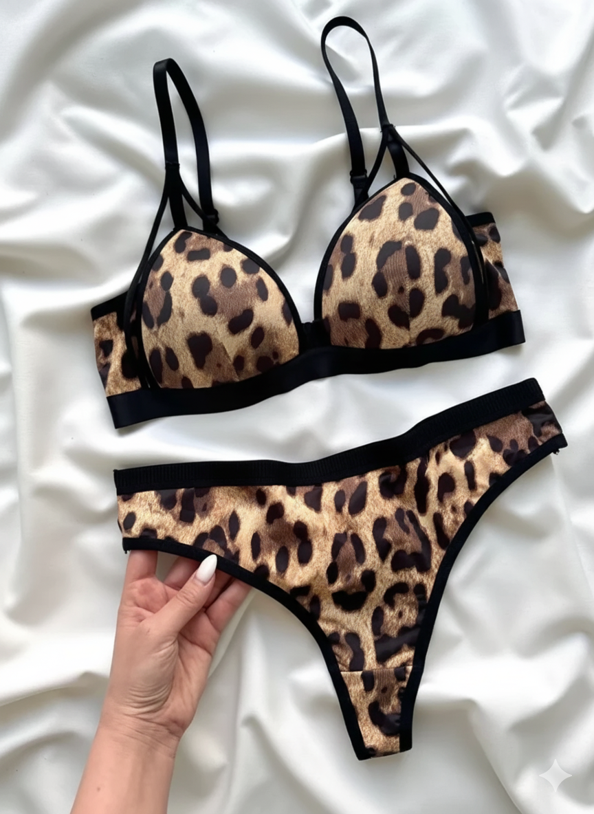 Leopard Print Sexy Women’s Underwear (Pack of 2) – Comfortable Bra and Panty Set